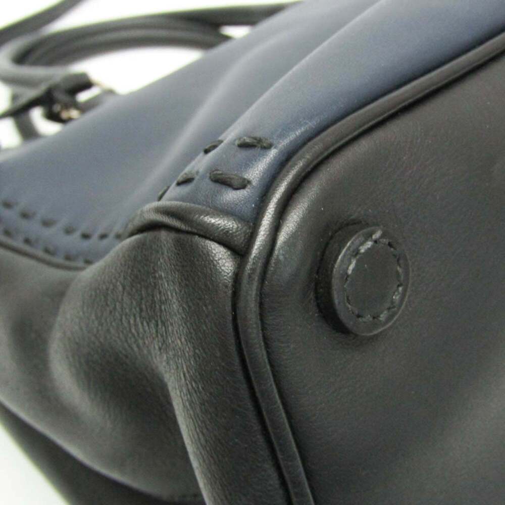 PRADA Black Leather Shoulder Bag - Picture 5 of 16